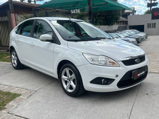 FORD FOCUS 1.6 GL 16V FLEX 4P MANUAL